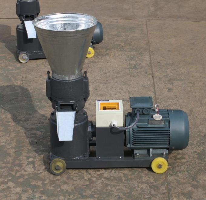 220V Gasoline Wood Chipper Shredder Logo Disesuaikan Fase Tunggal 1