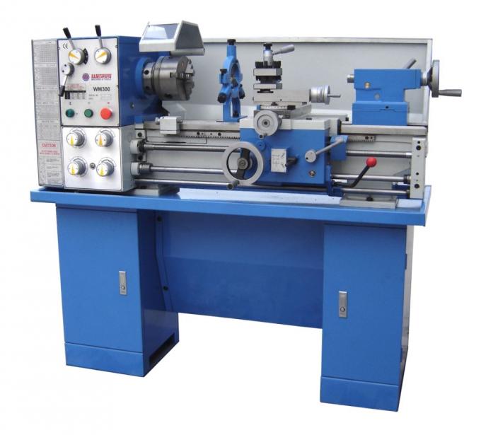 Bubut Logam CNC Horizontal 0