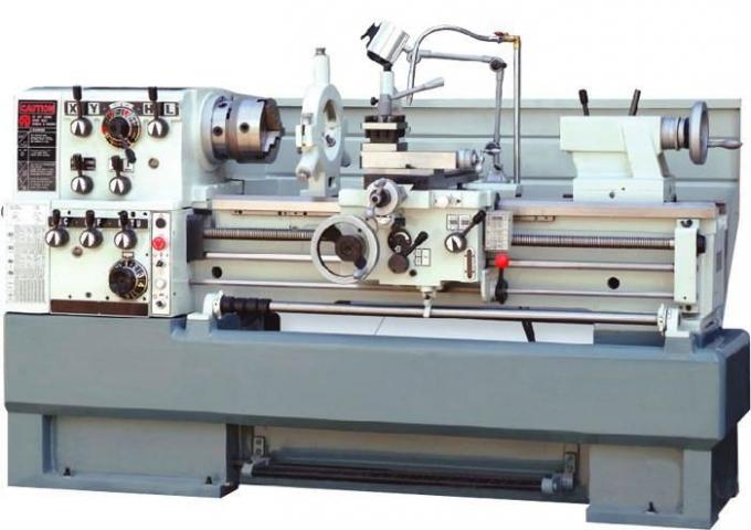 C6241 Bubut Logam CNC 230V Struktur Dinding Ganda Mesin Bubut Logam 0