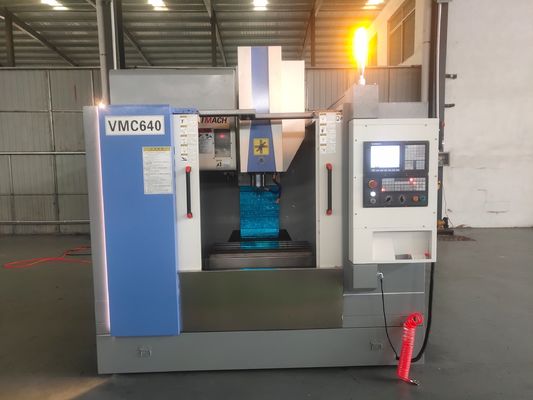 Vmc550L CNC Metal Lathe GS Sertifikasi Mesin Penggilingan Vertikal Cnc