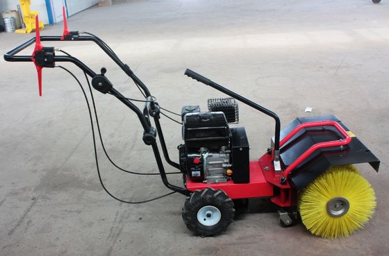 6.5HP Snow Power Brush Sweeper Walk Behind Recoil Starter Fleksibilitas Tinggi
