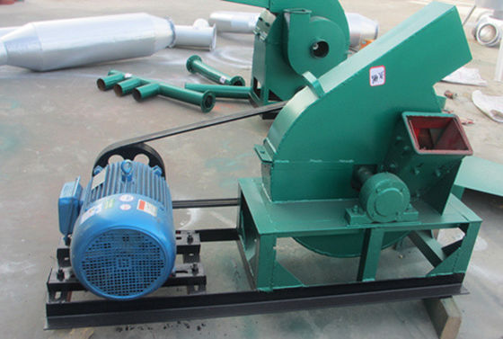 Mesin Pemotong Pohon Pengiris Kayu 5.5HP Penghancur Cabang Chipper