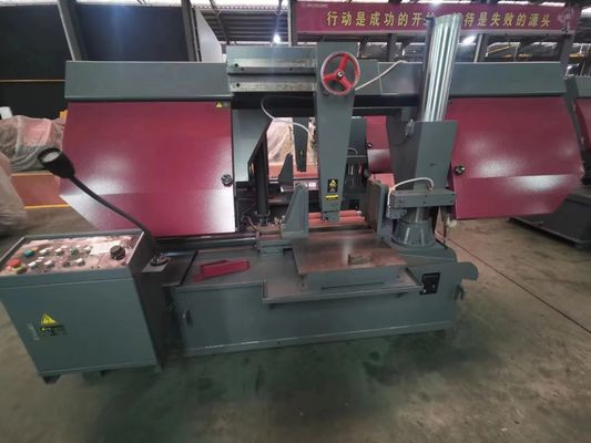 Blok Silinder Mesin Pemotong Logam Listrik Multi Angle Processing