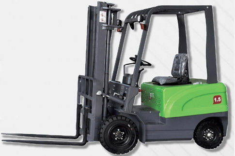 Proyek Konstruksi Pergudangan dan Transportasi Forklift listrik