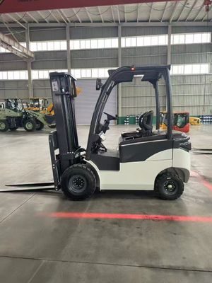 Forklift kecil gudang listrik yang mudah dioperasikan